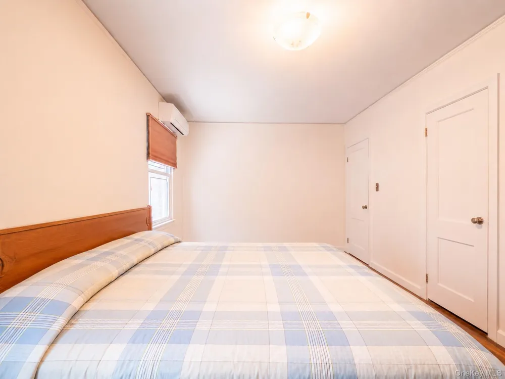 76-53 172nd Street Fresh Meadows, NY 11366
