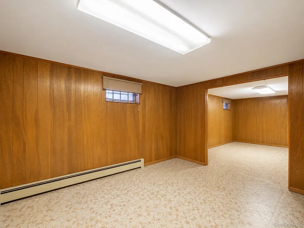 76-53 172nd Street Fresh Meadows, NY 11366
