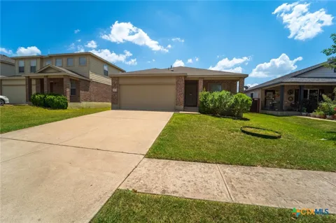 6607 Taree Loop