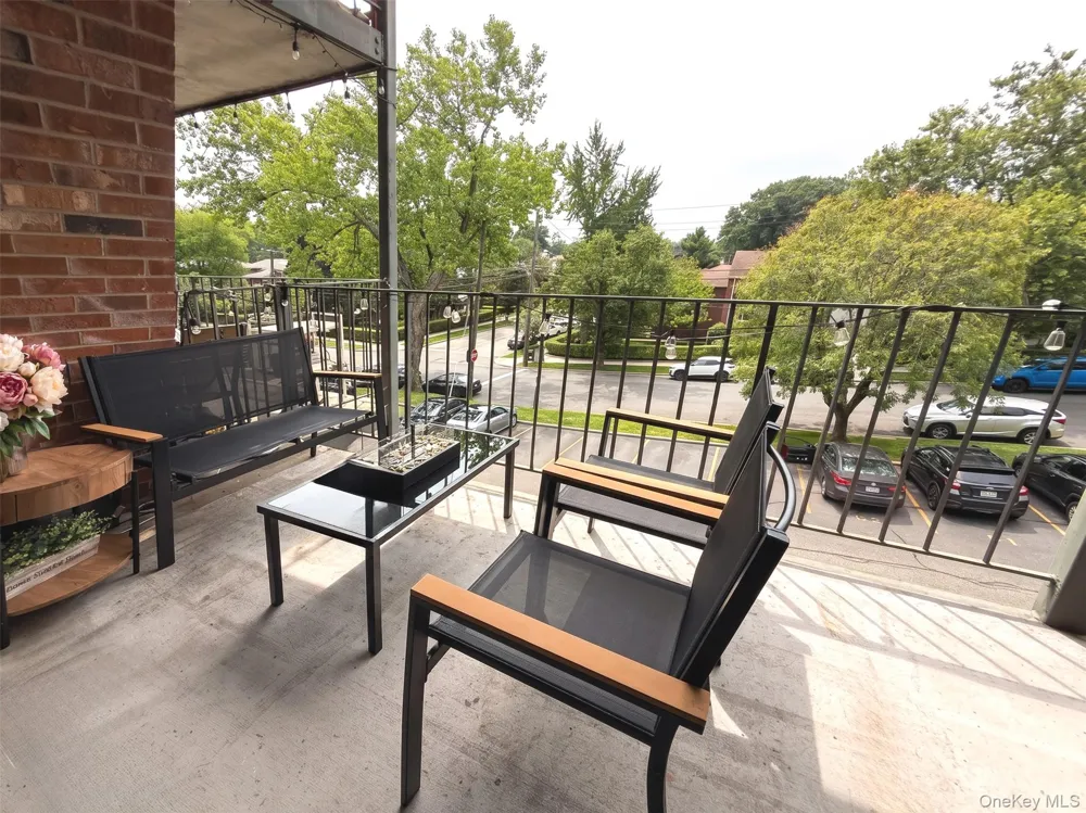115 Dehaven Drive #205 Yonkers, NY 10703