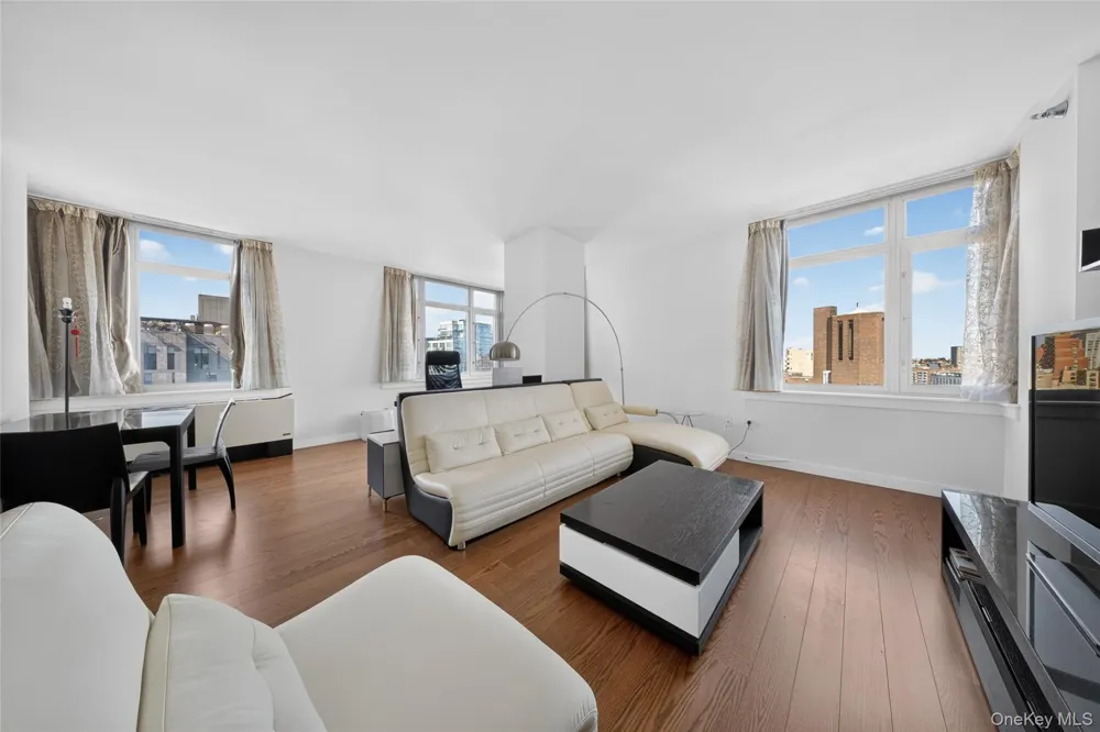 40-26 College Point Boulevard #16F Flushing, NY 11354