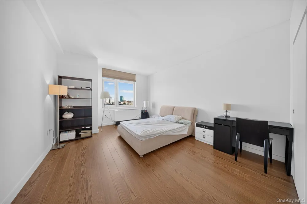 40-26 College Point Boulevard #16F Flushing, NY 11354