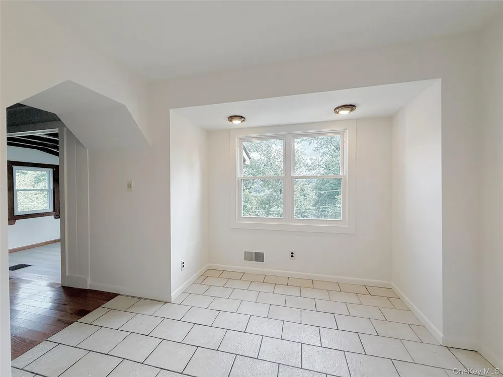 17 Mary Avenue Mahopac, NY 10541