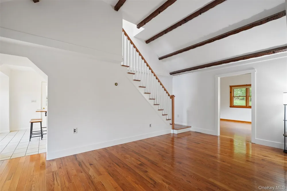 17 Mary Avenue Mahopac, NY 10541