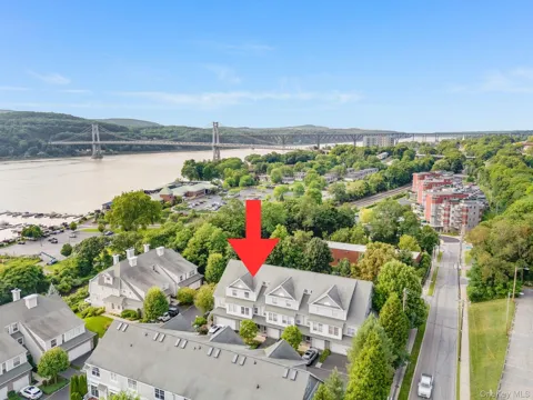 303 Bridgeview Drive