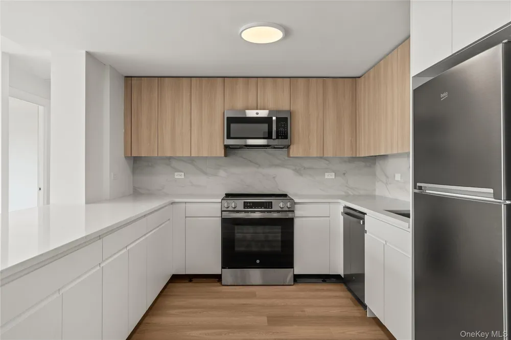 1 Lyon Place #202 White Plains, NY 10601