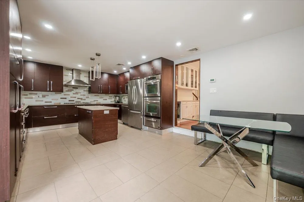 448 Westminster Road Cedarhurst, NY 11516