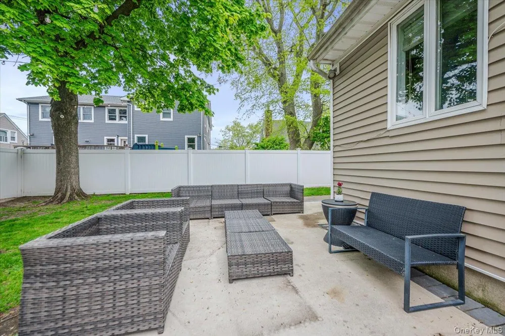 448 Westminster Road Cedarhurst, NY 11516
