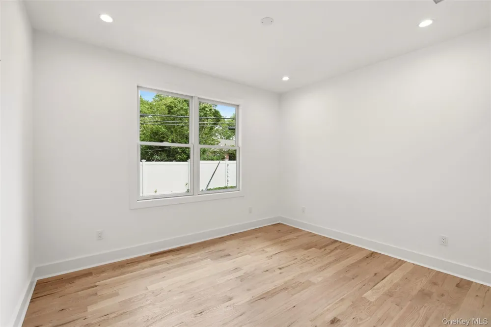 16 Otsego Place Jericho, NY 11753