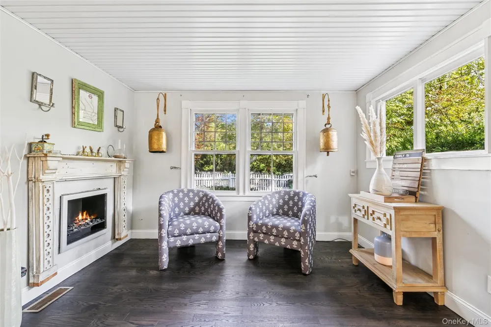 212 LUMBER LN Bridgehampton, NY 11932