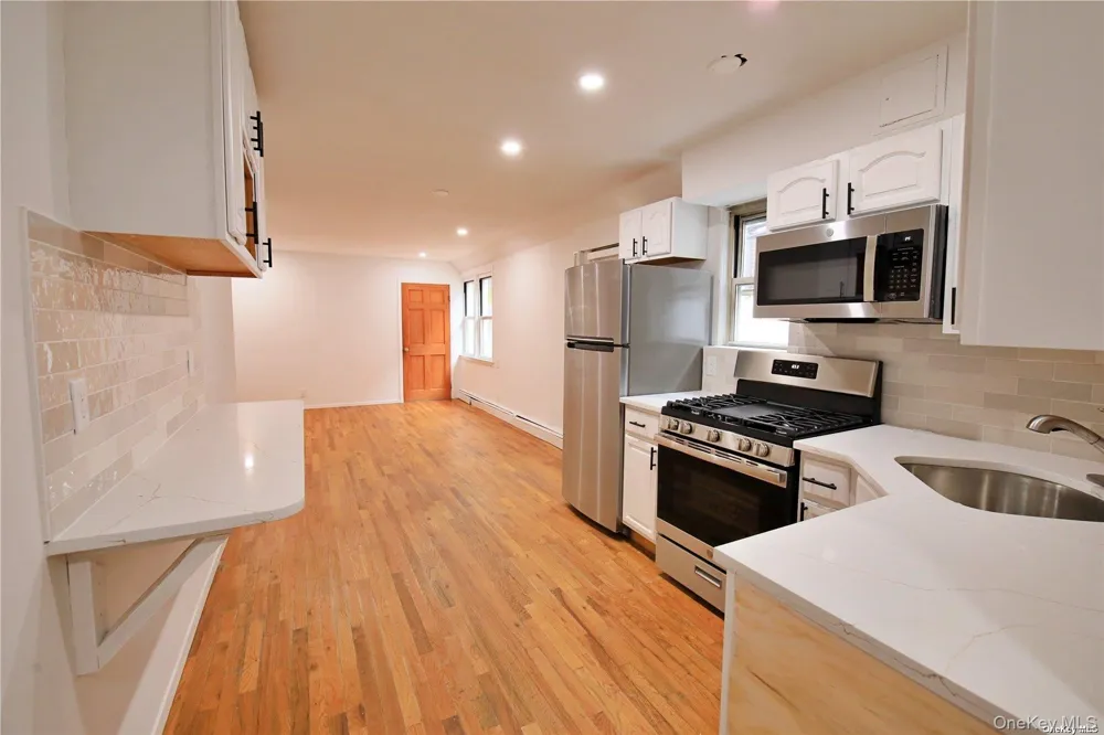 750 E Broadway #C2 Long Beach, NY 11561