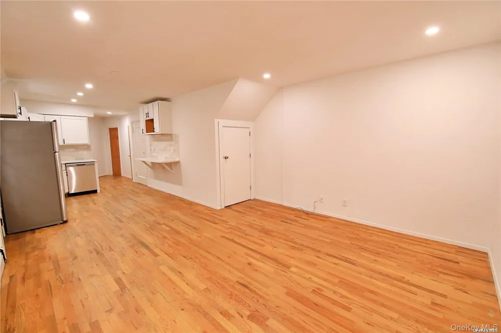 750 E Broadway #C2 Long Beach, NY 11561