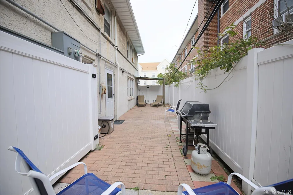 750 E Broadway #C2 Long Beach, NY 11561