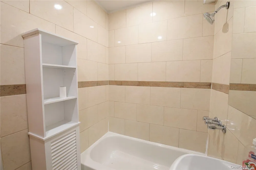 750 E Broadway #C2 Long Beach, NY 11561