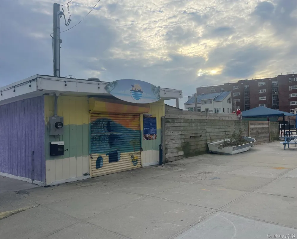 750 E Broadway #C2 Long Beach, NY 11561