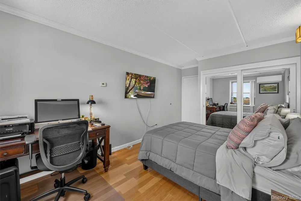 1376 Midland Avenue #801 Yonkers, NY 10708