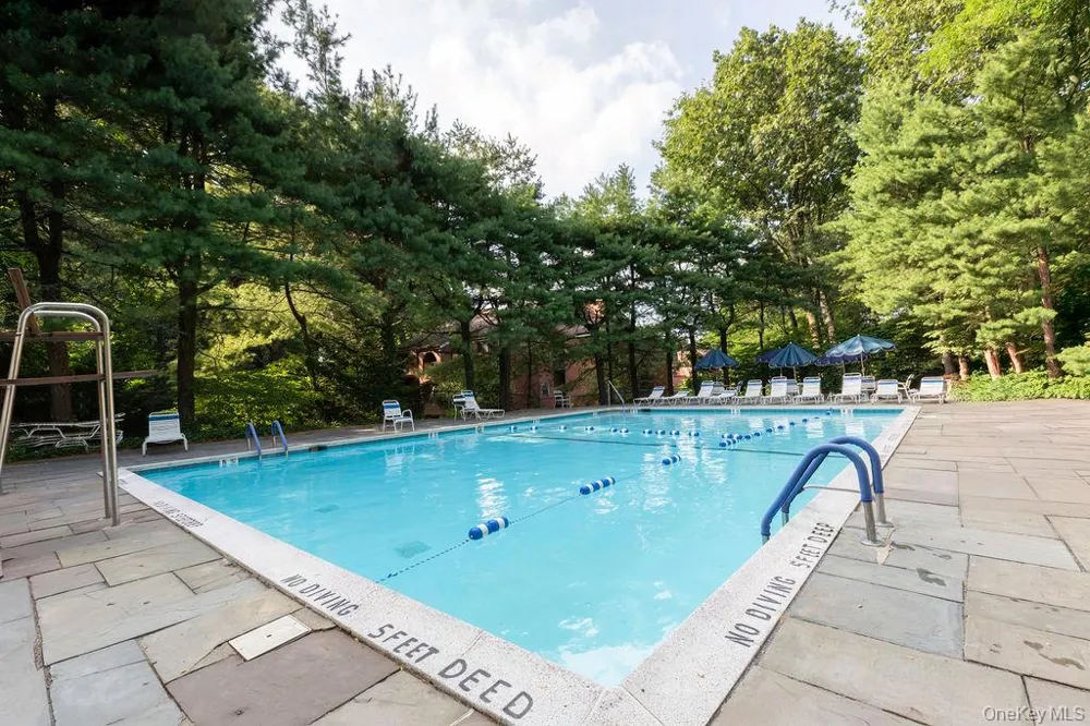 1376 Midland Avenue #801 Yonkers, NY 10708