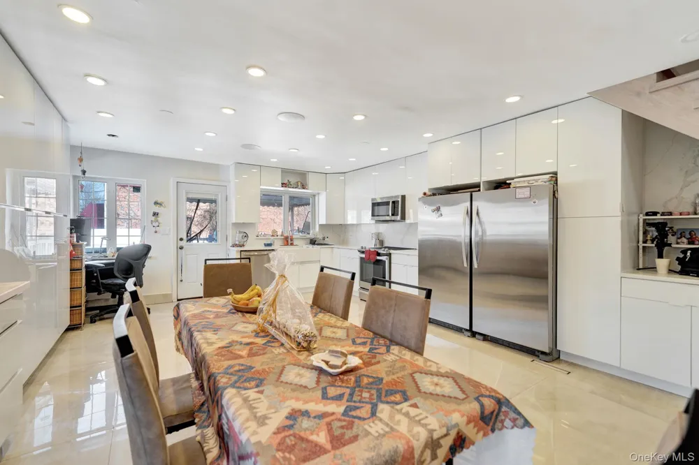 1701 Burnett Street Brooklyn, NY 11229