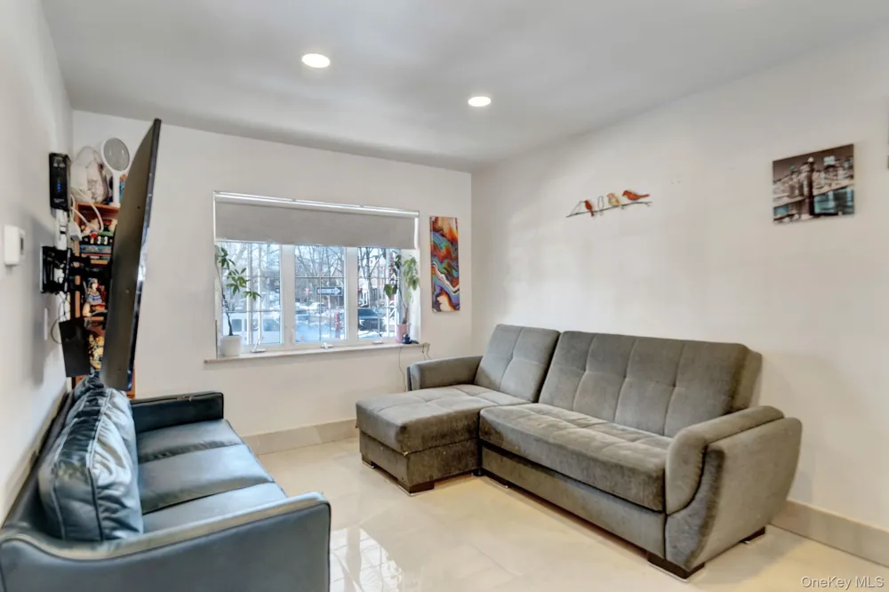 1701 Burnett Street Brooklyn, NY 11229