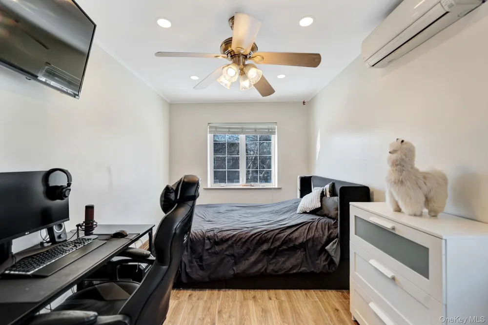 1701 Burnett Street Brooklyn, NY 11229