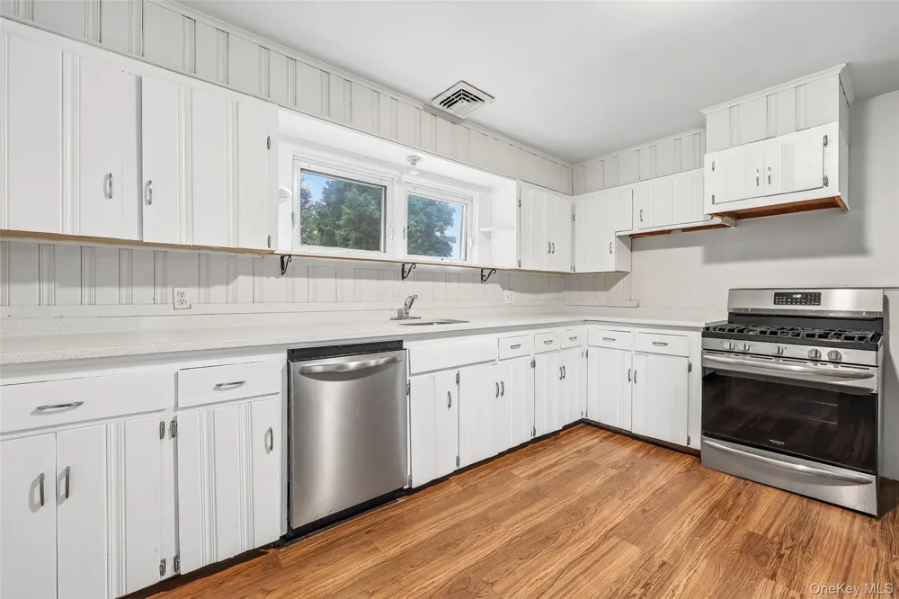 14 Highview Avenue Florida, NY 10921