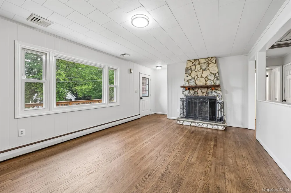 14 Highview Avenue Florida, NY 10921