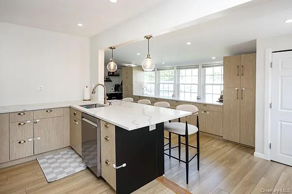 269 Suffolk Avenue Massapequa, NY 11758