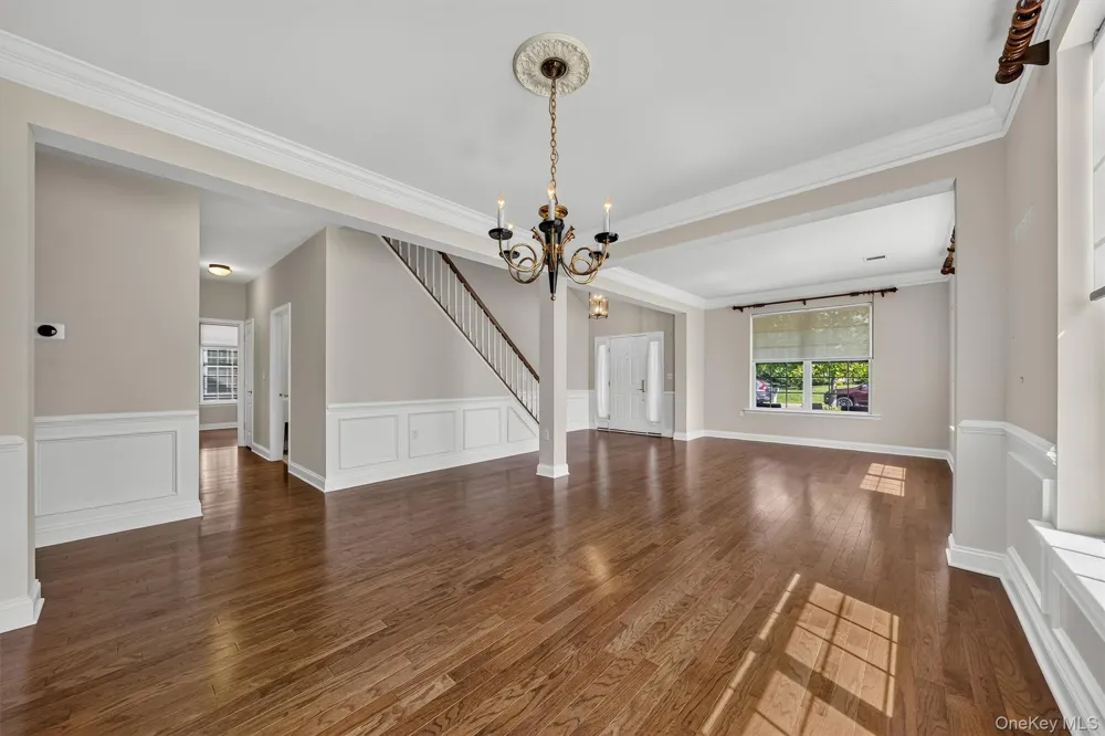 34 Hawthorne Drive Middletown, NY 10940