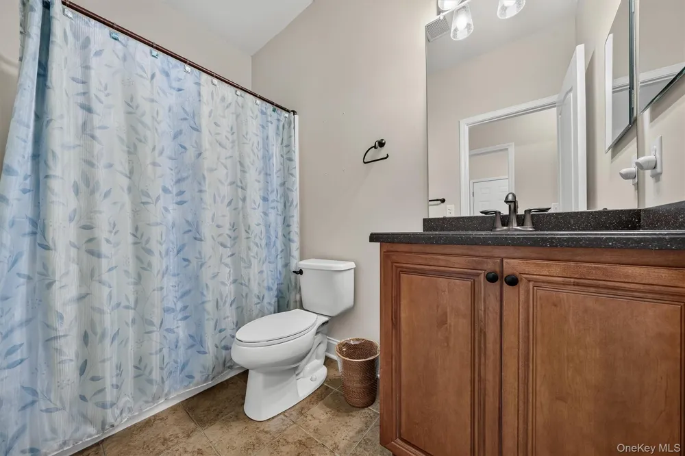 34 Hawthorne Drive Middletown, NY 10940