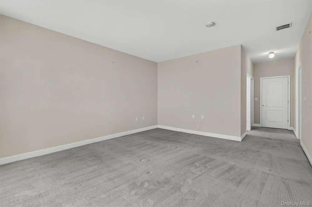 34 Hawthorne Drive Middletown, NY 10940