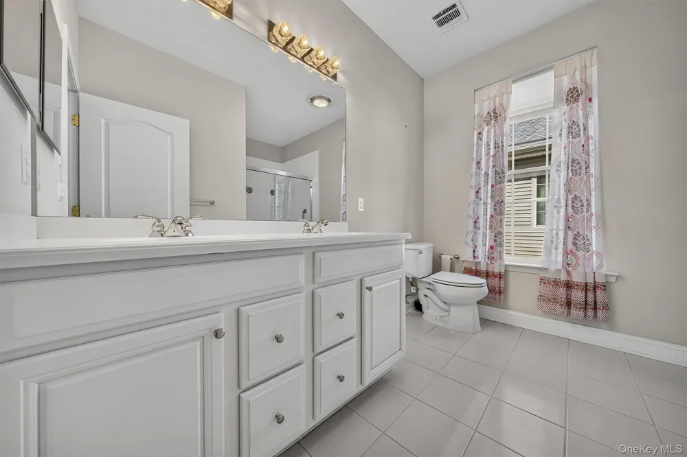 34 Hawthorne Drive Middletown, NY 10940