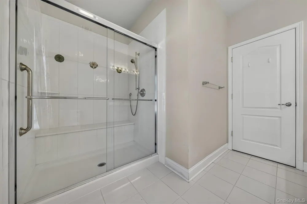 34 Hawthorne Drive Middletown, NY 10940
