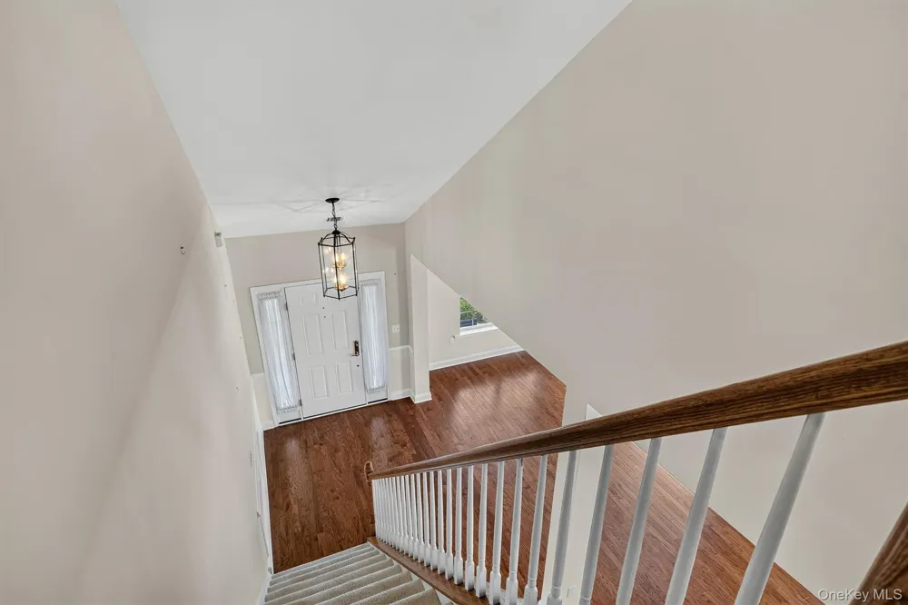 34 Hawthorne Drive Middletown, NY 10940