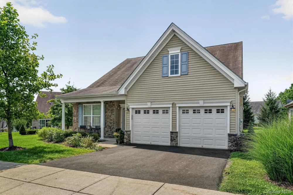 34 Hawthorne Drive Middletown, NY 10940