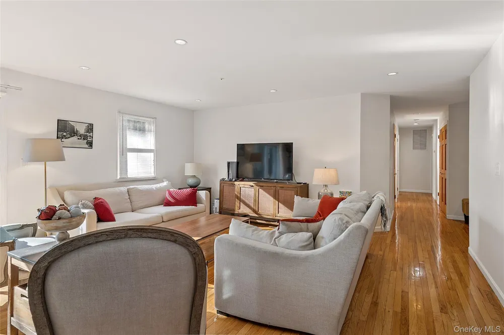 36 Florence Avenue #1 Dobbs Ferry, NY 10522