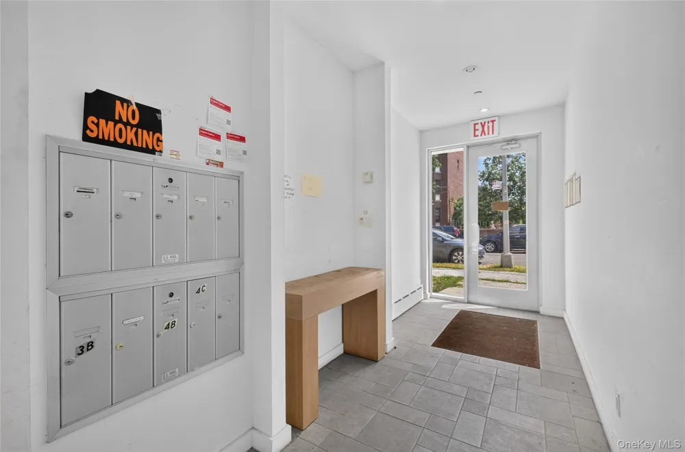 71-28 163rd Street #2A Fresh Meadows, NY 11365