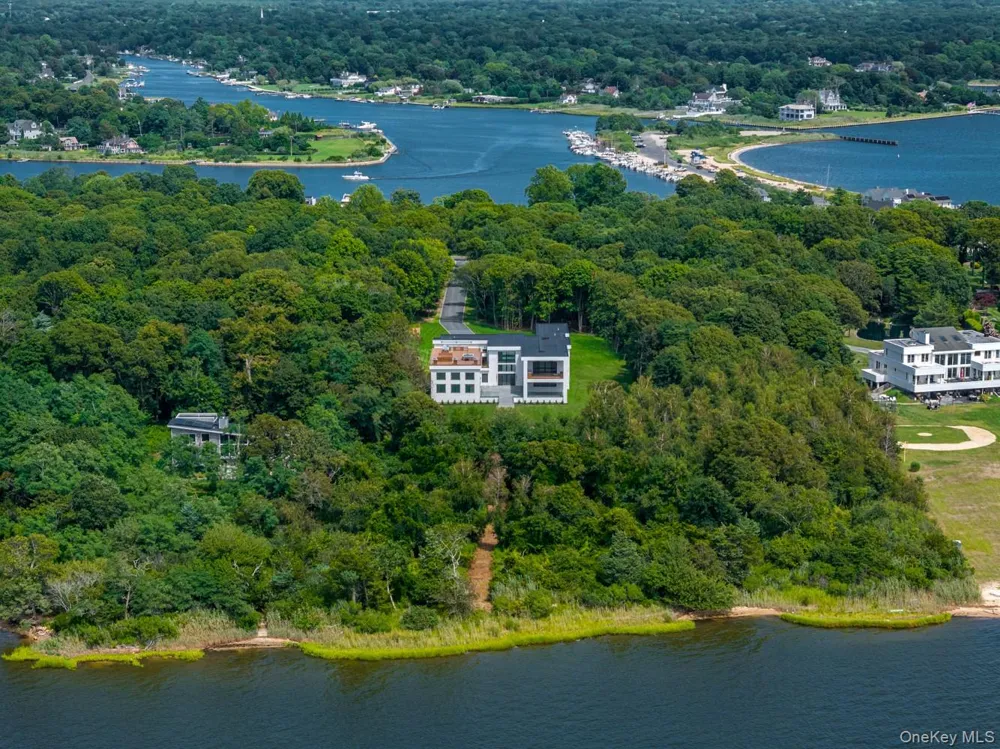 36 Old Neck Road S Center Moriches, NY 11934
