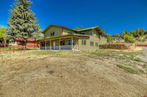 802 Rosita Street