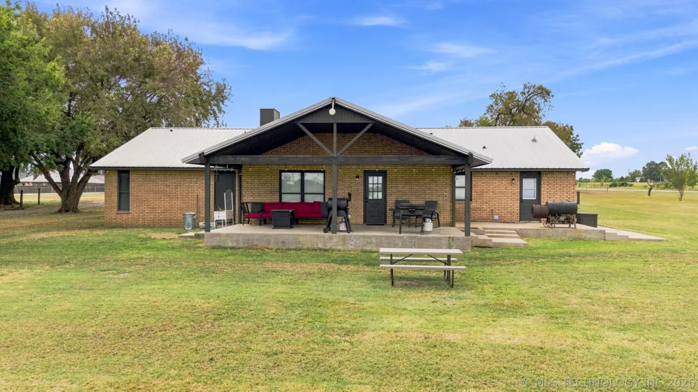 12123 S 4090 ROAD Oologah, OK 74053