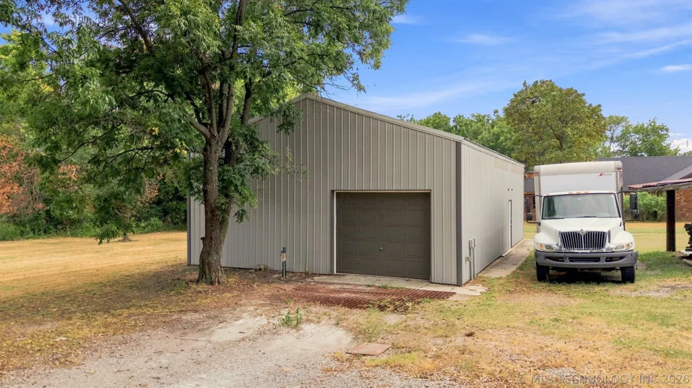 12123 S 4090 ROAD Oologah, OK 74053