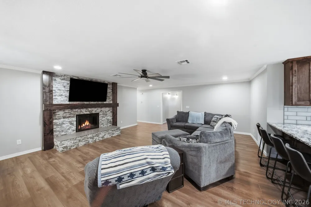 12123 S 4090 ROAD Oologah, OK 74053