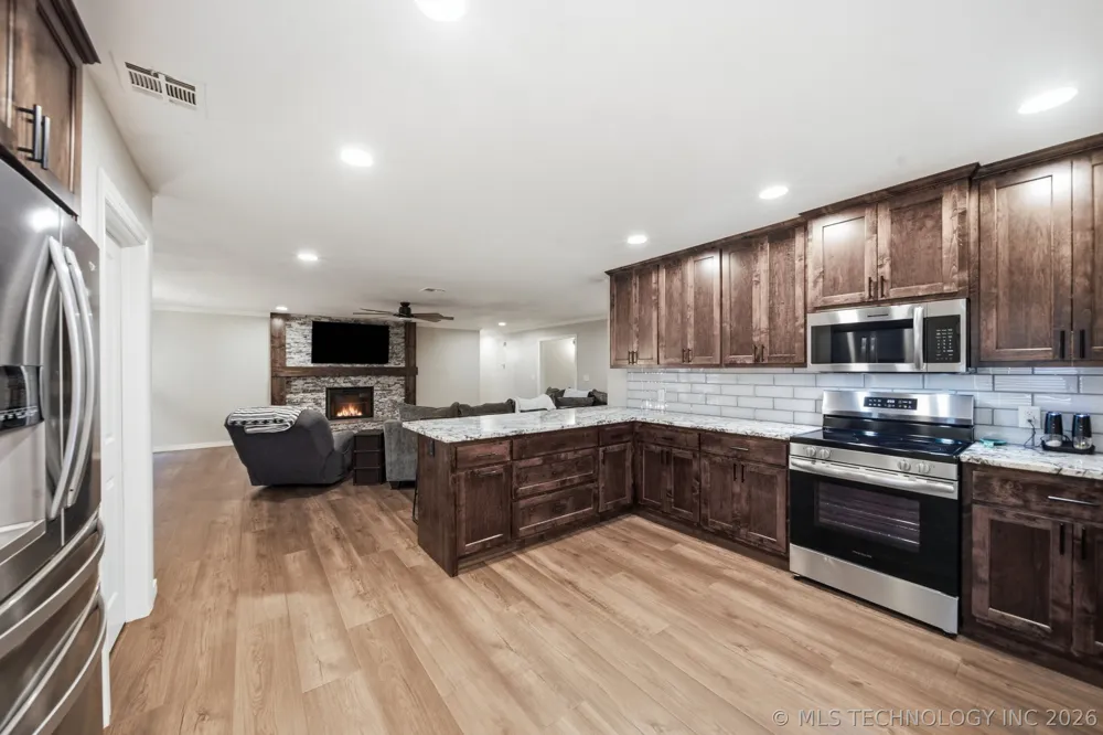 12123 S 4090 ROAD Oologah, OK 74053