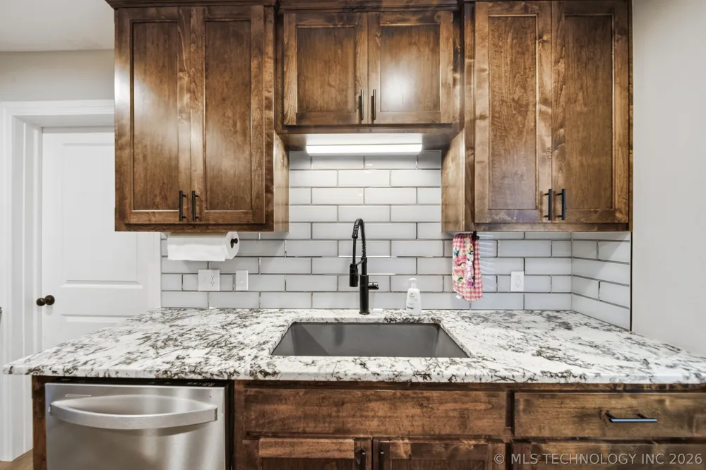 12123 S 4090 ROAD Oologah, OK 74053