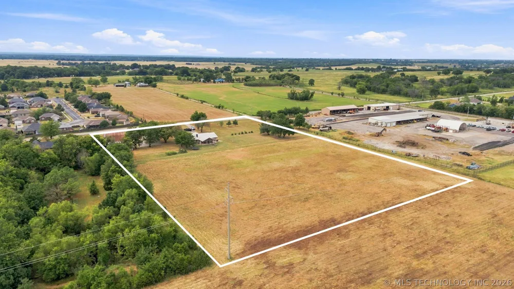 12123 S 4090 ROAD Oologah, OK 74053