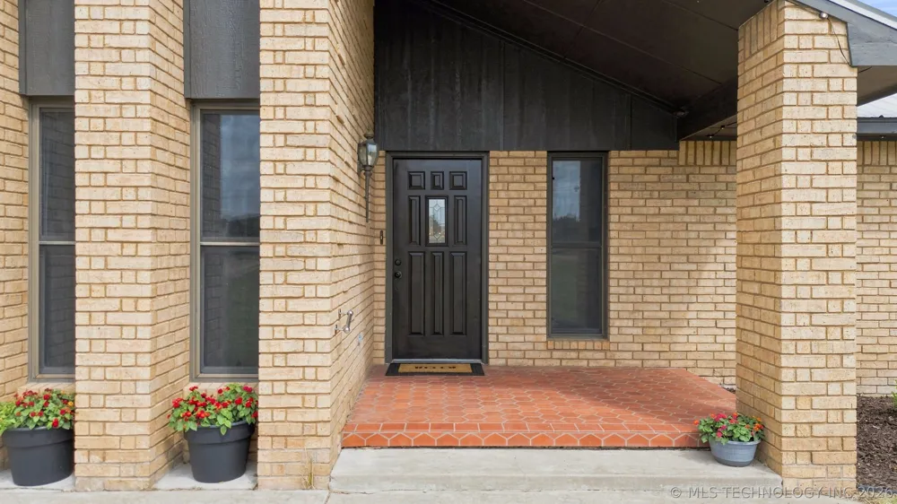 12123 S 4090 ROAD Oologah, OK 74053