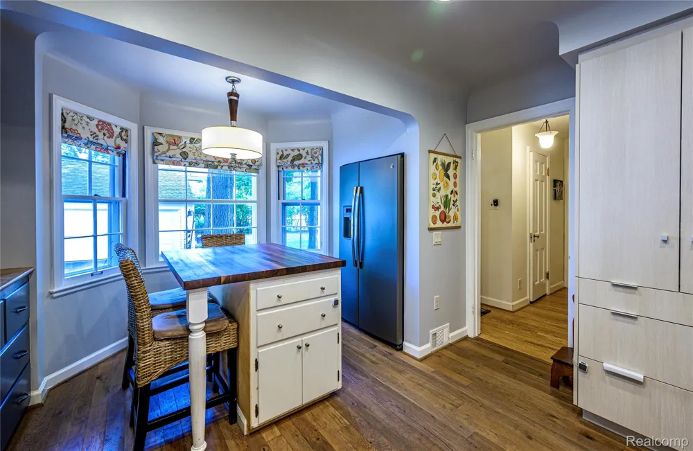 656 W Maplehurst Street Ferndale City, MI 48220