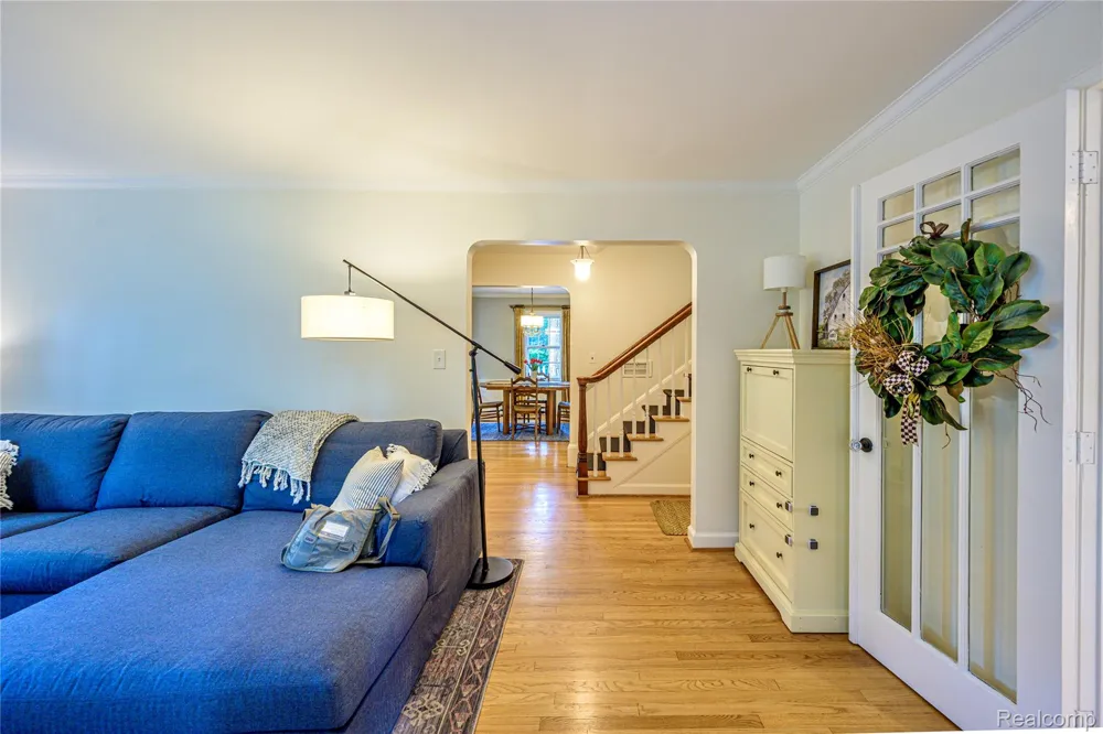 656 W Maplehurst Street Ferndale City, MI 48220