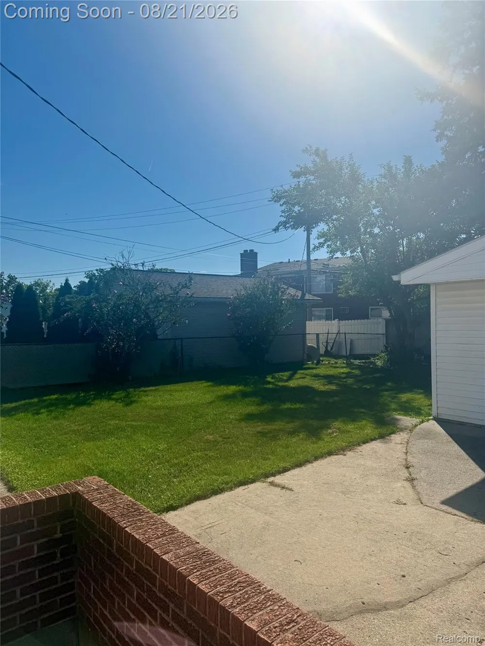 3811 syckelmoore Trenton City, MI 48183