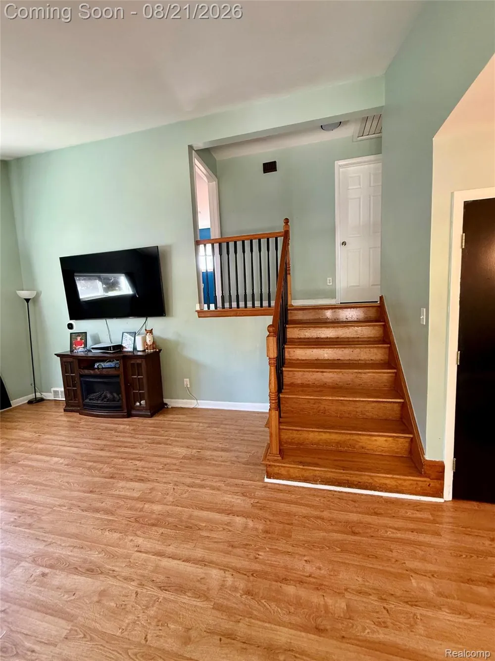 3811 syckelmoore Trenton City, MI 48183