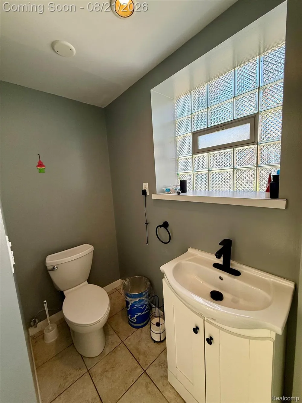 3811 syckelmoore Trenton City, MI 48183